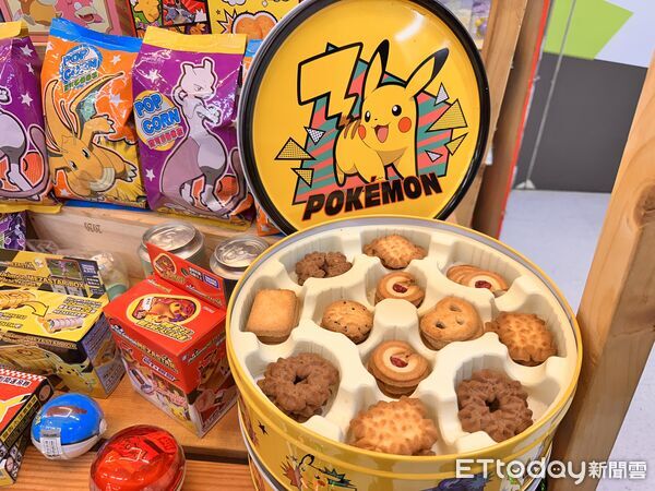 ▲▼家樂福推出寶可夢周邊、寶可夢佛跳牆、加價購等。（圖／記者林育綾攝）