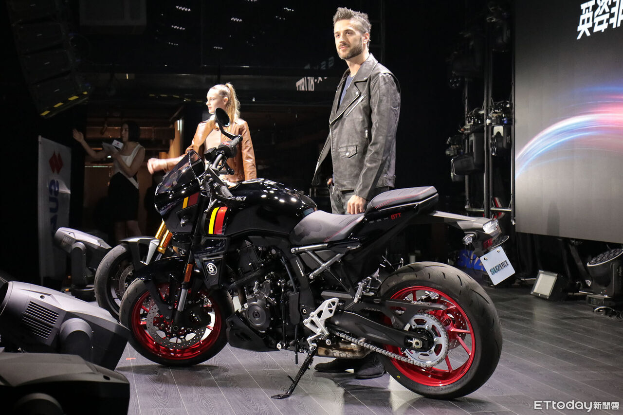 ▲Suzuki「中量級復古重機」在台上市　王陽明站台相挺。（圖／記者張慶輝攝）