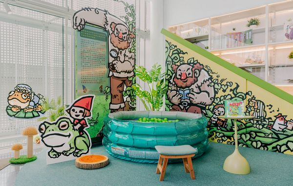 ▲桃園兒童美術館即起推出放大鏡與縮小燈：縮放自如主題書展