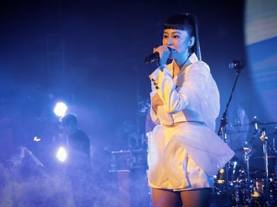 張棋惠演唱會「又出意外」! 「突有蟑螂球滾進觀眾席」全場嚇瘋