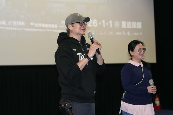 ▲電影冠軍之路 陳傑憲感性答謝製作團隊，用電影紀錄棒球人的故事。（圖／統一球團提供）