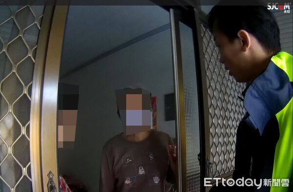 ▲▼  【老嫗寒夜負氣離家　布袋警循線助返家】  。（圖／布袋分局提供）