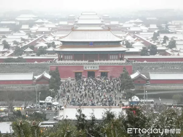 ▲▼北京2025入冬初雪、北京故宮。（圖／記者陳冠宇攝）