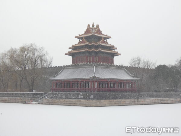 ▲▼北京2025入冬初雪、北京故宮。（圖／記者陳冠宇攝）