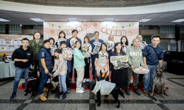 ▲▼         農業部表揚退役執勤犬　公私協力打造退役犬幸福照護     。（圖／農業部）