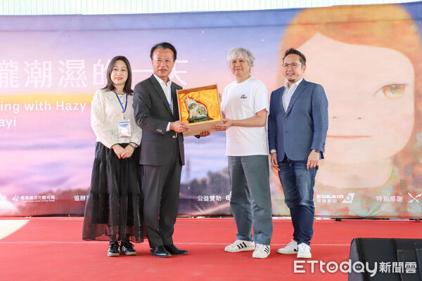 ▲▼  奈良美智10年巡展抵嘉，「凋謝的花(2020版)」首度在台展出   。（圖／文化總會、嘉義縣政府提供）