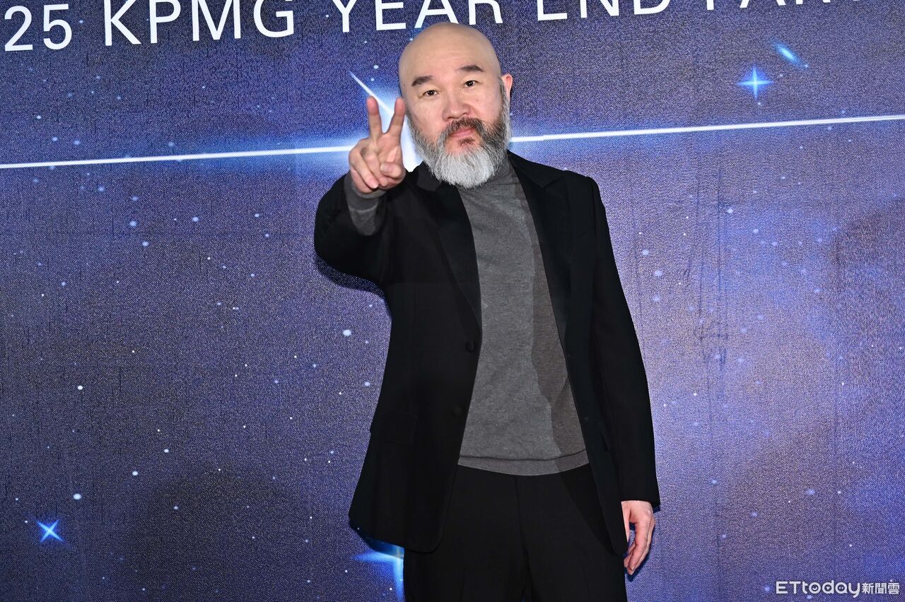 辛龍為20年好友義氣開唱！　鬆口單親爸日常「女兒越來越懂事」近況曝光