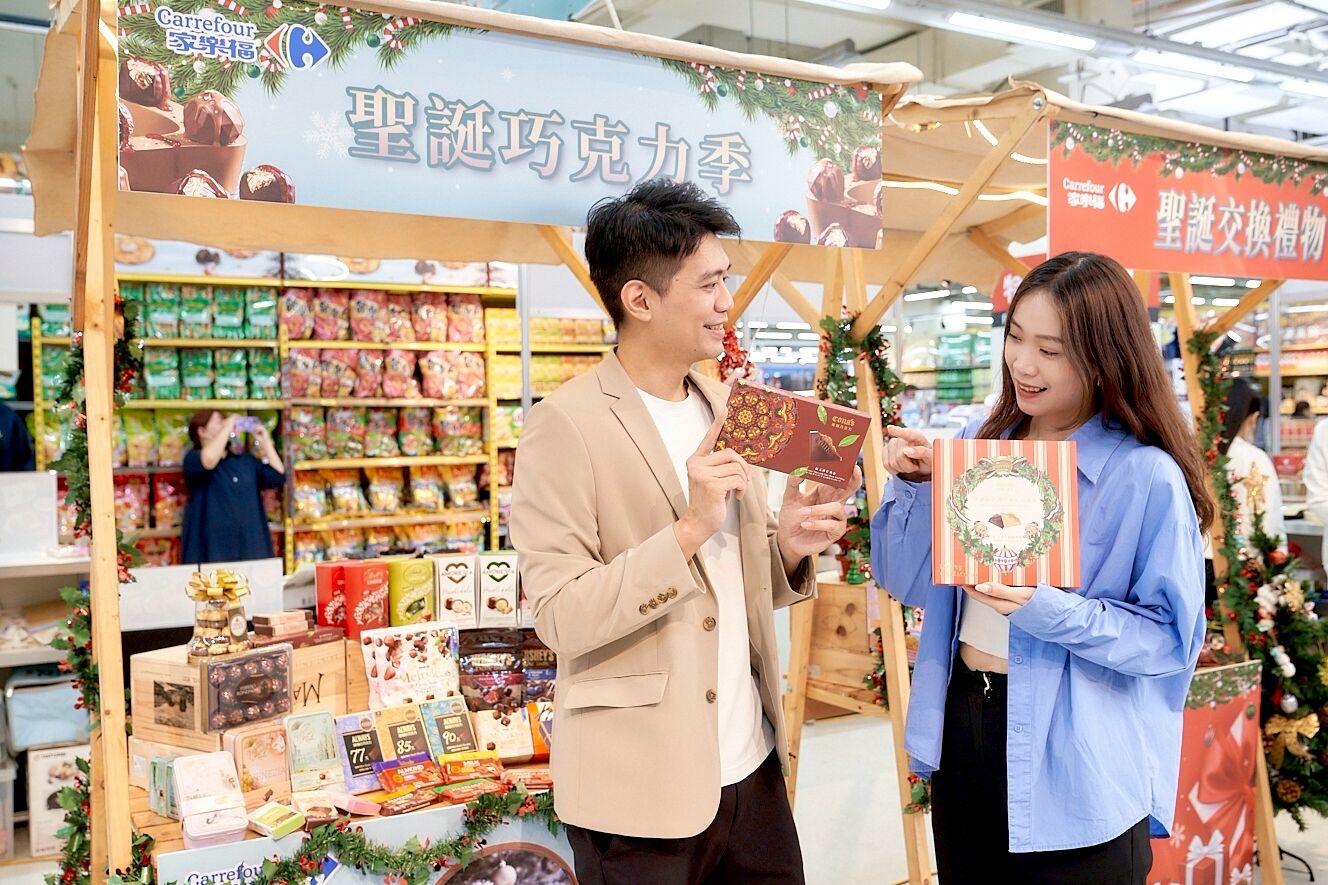 ▲▼家樂福推出「聖誕交換禮物」集結多款超萌IP禮盒，同步還有「Chocolate Fair」活動。（圖／業者提供）