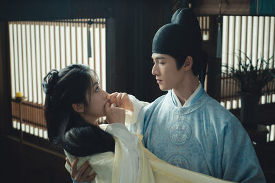 陸劇男神拍片有職災…羞曝「啃4隻豬腳」　全場傻眼：肉眼可見變胖