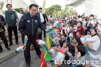 台南好young親子場壓軸登場　東區時代公園湧近6000人同樂