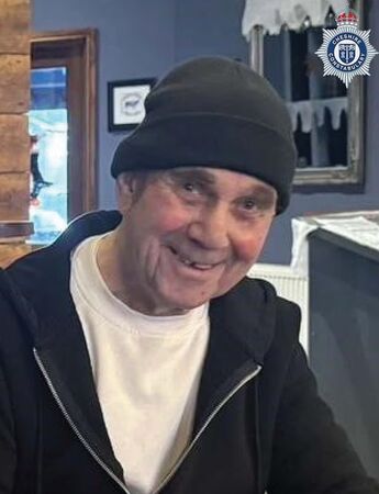 ▲▼XL惡霸犬咬人「警狂開19槍才擊斃」　英84歲老翁傷重不治。（圖／翻攝柴郡警方）