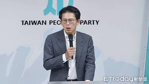 ▲▼民眾黨主席黃國昌呼籲總統賴清德「恪遵法律、公正執法、溝通在野」。（圖／記者呂佳賢攝）