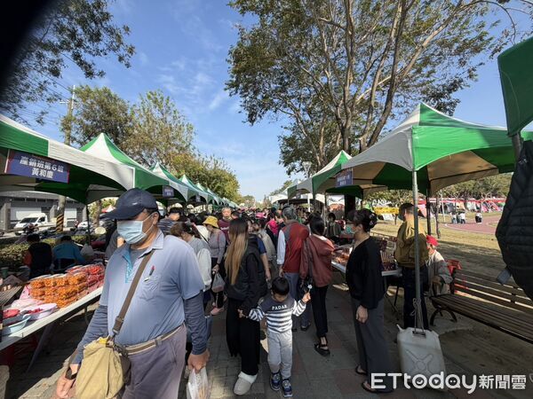 ▲▼路竹番茄節             。（圖／記者陳宏瑞翻攝）