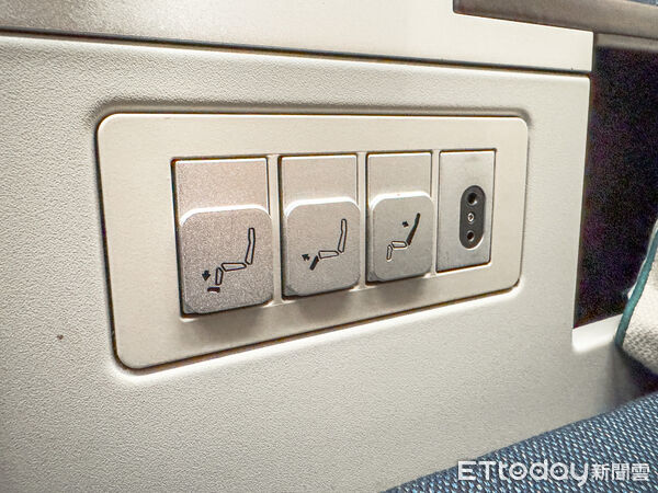 ▲▼國泰航空特選經濟艙，國泰航空豪華經濟艙。（圖／記者蔡玟君攝）