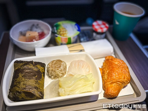 ▲▼國泰航空特選經濟艙，國泰航空豪華經濟艙。（圖／記者蔡玟君攝）