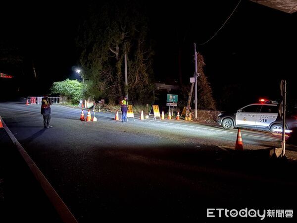 ▲▼台14甲線預警性封閉。（圖／記者高堂堯翻攝）