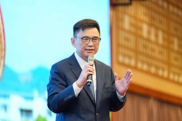 ▲▼立法委員賴瑞隆今（13）日舉辦「來呦！隆作伙」說明會，與高雄各大社團交流對城市的未來想像。（圖／賴瑞隆辦公室提供）