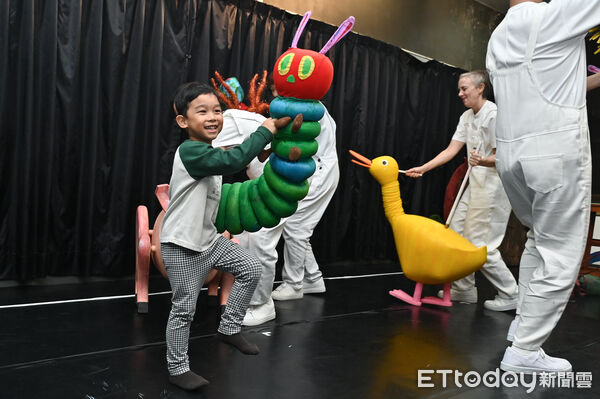 ▲▼《好餓的毛毛蟲秀》獨家幕後直擊。（圖／記者李毓康攝）
