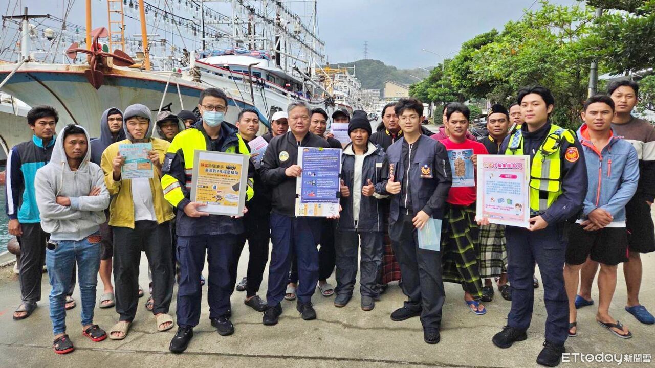 不讓詐騙找上門!瑞芳警進漁港宣導防詐 守護外籍漁工財產安全