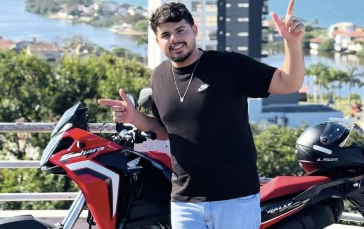 ▲▼摩托車網紅道格拉斯（Douglas Roni Camargo）飆車亡。（圖／翻攝Instagram）