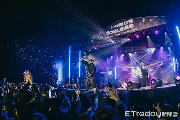 ▲2025西拉雅5COOL音樂節首日登場，官田遊客中心湧入破萬名樂迷。（記者林東良翻攝，下同）