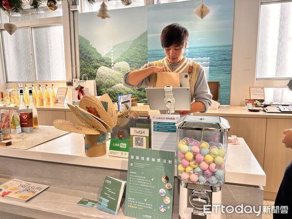 ▲▼花蓮「練習曲書店」成立棒球隊陪伴孩子練球、閱讀，還打造「新晨共學基地」、「山海百貨」等空間，獲選文化部「百大文化基地」。（圖／記者林育綾攝）