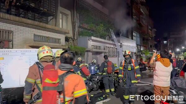 ▲▼      新莊今晨惡火　16歲少女亡       。（圖／記者陳以昇翻攝）