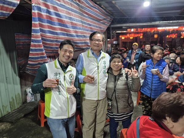 ▲▼民進黨港湖八連霸議員李建昌正式宣布交棒給律師陳又新。（圖／翻攝自Facebook／李建昌）