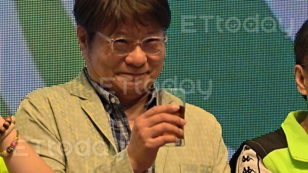 ▲本土劇專職壞人「陳文山」被直擊南下悄做愛心             。（圖／記者吳奕靖攝）