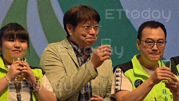 ▲本土劇專職壞人「陳文山」被直擊南下悄做愛心             。（圖／記者吳奕靖攝）