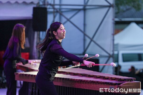 ▲▼朱宗慶打擊樂團領銜演出，將地球深處的能量轉化為節奏與樂音，讓現場觀眾沉浸在震撼人心的聲音交響中。（圖／縱管處提供，下同）