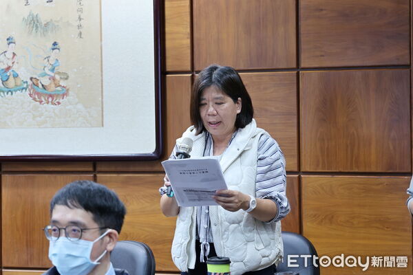 ▲▼台東醫療院所到花蓮慈院與秀林鄉衛生所參訪，實地了解全人照護在醫療院所與偏鄉社區的落實模式。（圖／慈濟醫學中心提供，下同）