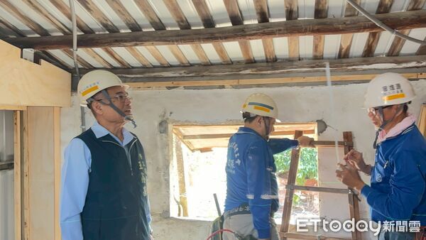 ▲台南做工行善團完成七股區第319戶修繕案，志工合力改善職災案家居住環境，讓生活重回正軌。（記者林東良翻攝，下同）