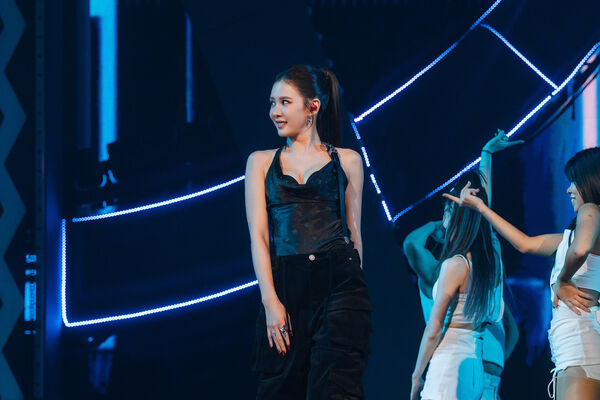 ▲▼羅志祥邀請安心亞擔任嘉賓。（圖／寬宏藝術x華納音樂提供） ）