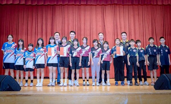 ▲大園仁壽宮慶感天大帝來臺188年頒發獎助學金