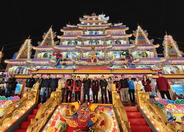 仁海宮200週年五朝福醮點燈 蘇俊賓:中壢媽以宗教力串聯世界