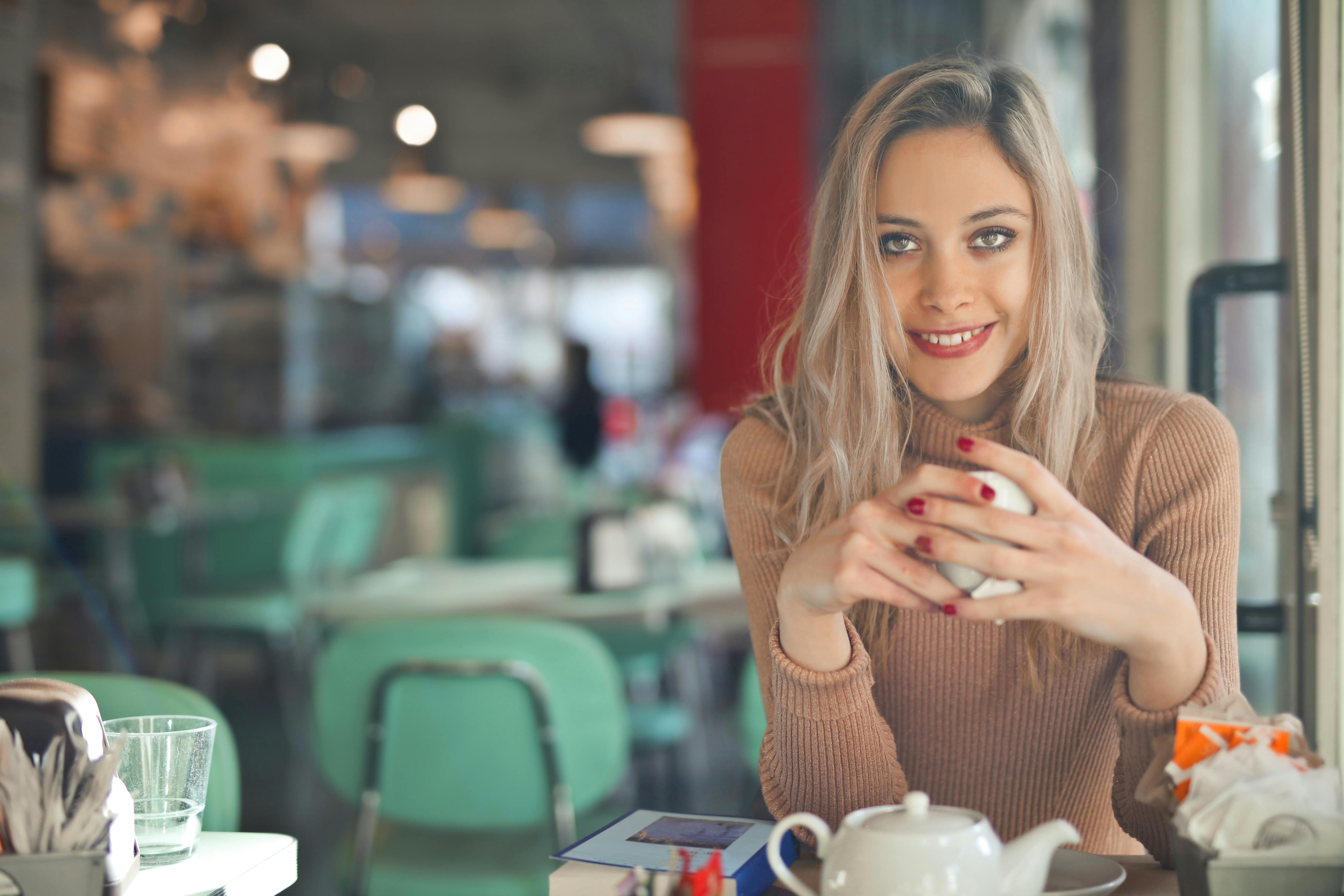 ▲▼愛情,單身,溝通,說話,聊天,好感。（圖／取自免費圖庫pexels）