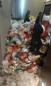 陸「奧客」入住電競酒店2年！工作人員開門傻眼　垃圾堆1公尺高