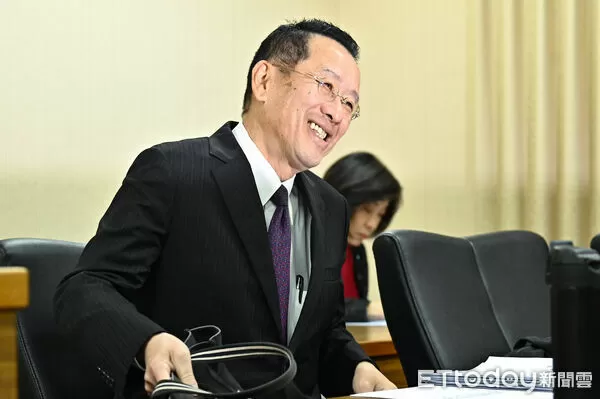 ▲國防部長顧立雄15日到立法院外委會專報並備詢。（圖／記者李毓康攝）