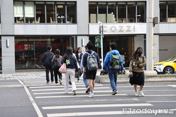 ▲▼天氣配圖,低溫    。（圖／記者徐文彬攝）