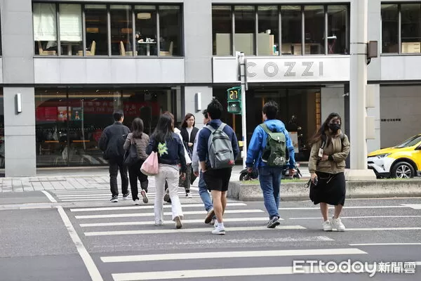 ▲▼天氣配圖,低溫    。（圖／記者徐文彬攝）