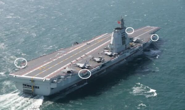 ▲▼福建艦在四角部署12聯裝反蛙人發射裝置。（圖／翻攝自大陸網站）