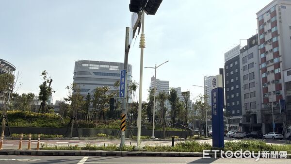 ▲▼  大高雄廣場           。（圖／記者張雅雲攝）