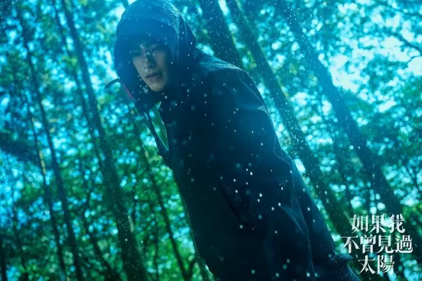 ▲▼《不曾見過太陽》李淑禎演活「李母」，悲揭痛苦童年。（圖／翻攝自臉書）