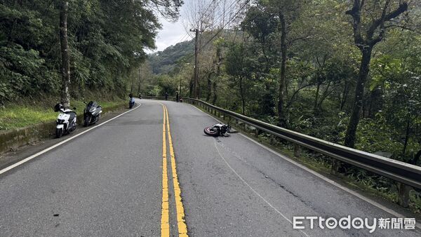 ▲▼王姓男子騎Aprilia RS 457北宜公路跑山自摔斷手             。（圖／記者陳以昇翻攝）