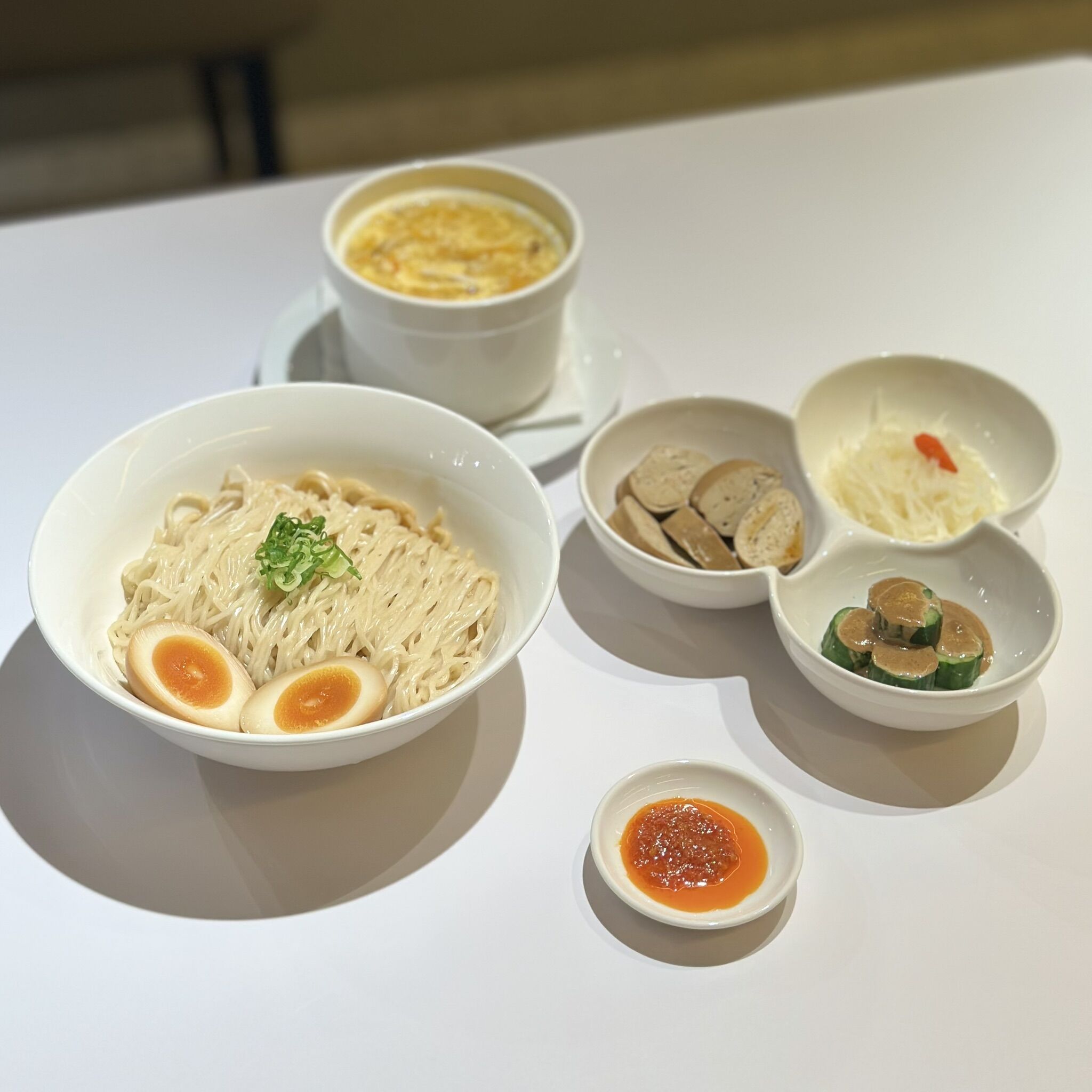 ▲喜相逢麵館掌廚人孫必成在新光三越A11開設新麵店「孫麵店」。（圖／記者蔡惠如攝）