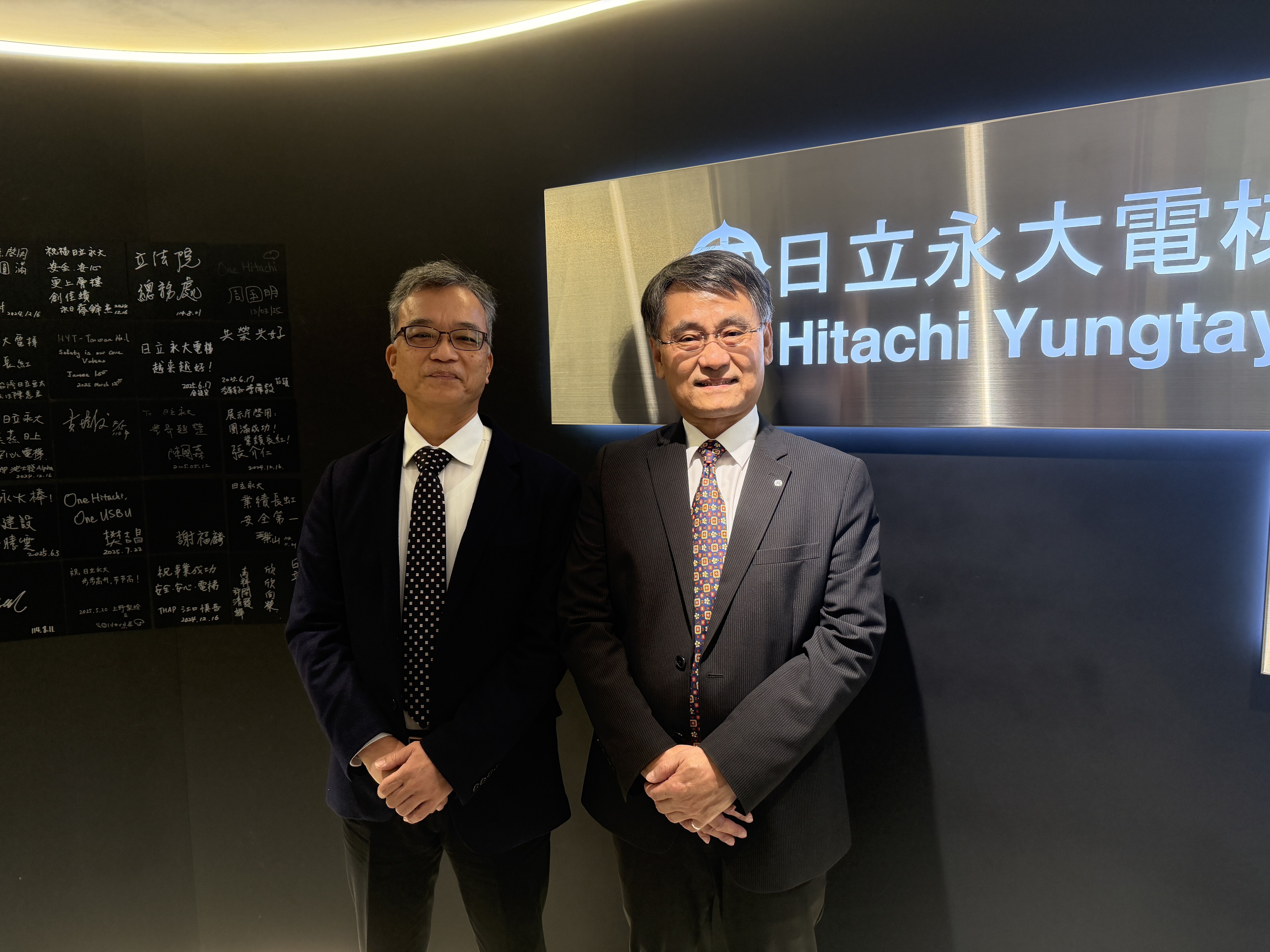 ▲▼日立永大電梯董事長井手浩二（左）與總經理沈裕舜（右）。（圖／記者高兆麟攝）