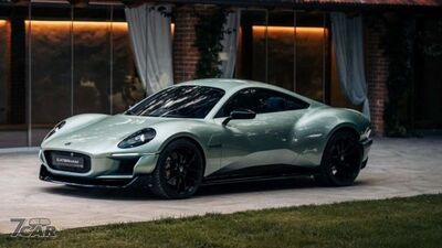 英國輕量跑車品牌「首款電動車持續推進中」！原型車明年1月現身