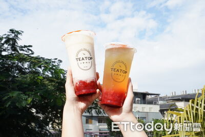 TEA TOP推「聖誕老狗狗系列」茶飲　限定18門市只賣3天