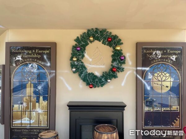 ▲▼中央公園聖誕小屋牆面，遭人惡意噴漆塗鴉。（圖／翻攝Threads@ninashu73121）。